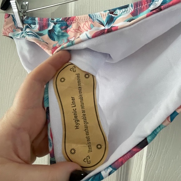 Women’s floral bikini bottom - Picture 3 of 4